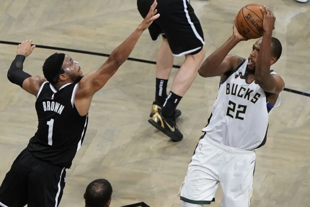  哈登50分加时惜败太阳队  