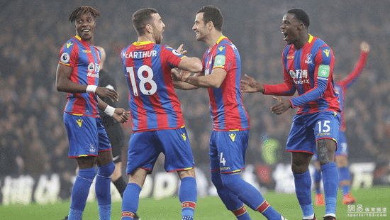  阿森纳两度领先遭水晶宫补时绝平  