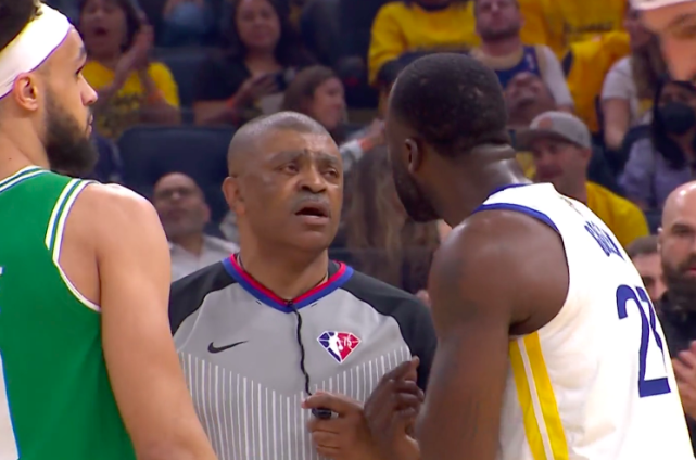  圣保利德比战火药味十足双方激烈肉搏